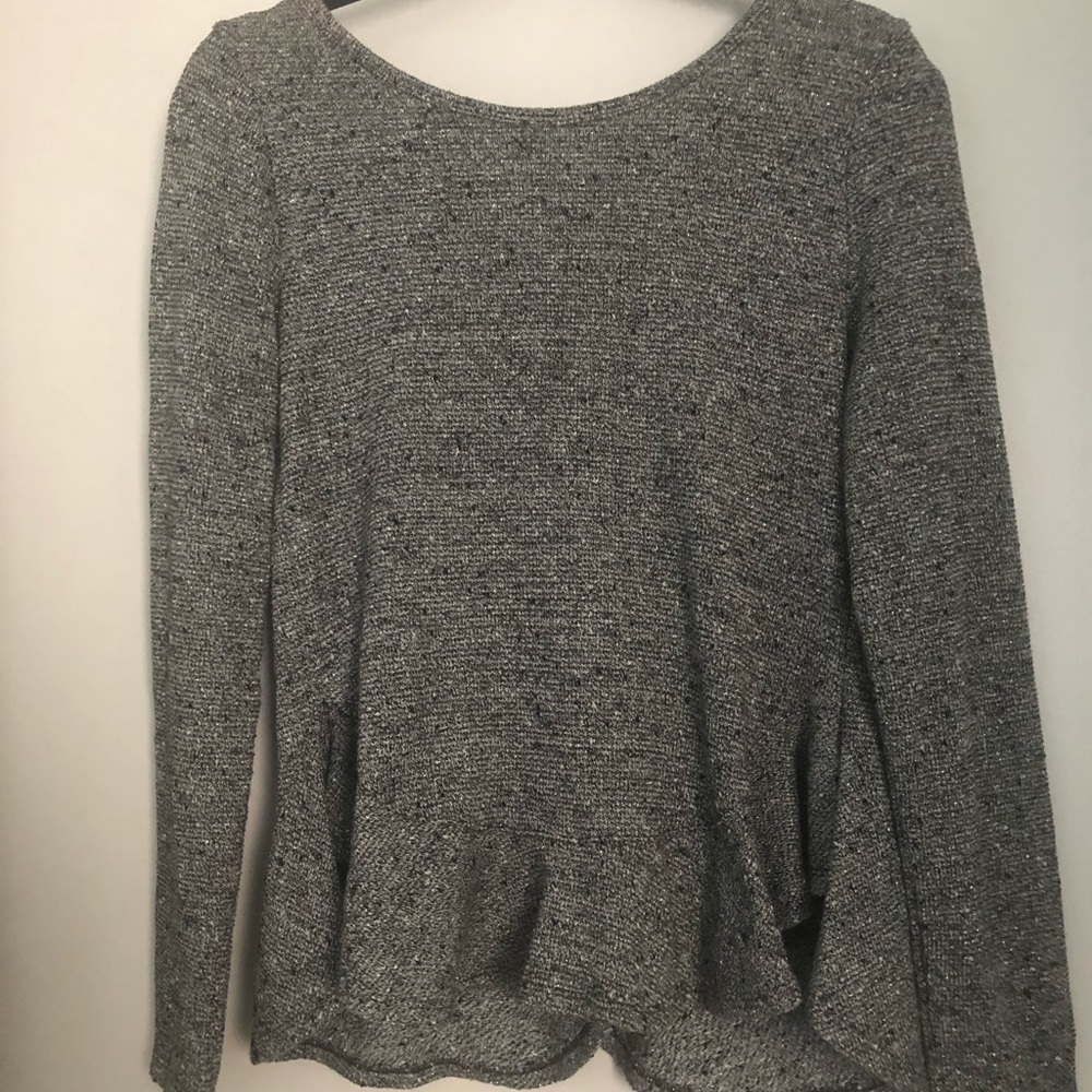 Grey/black long sleeved peplum top